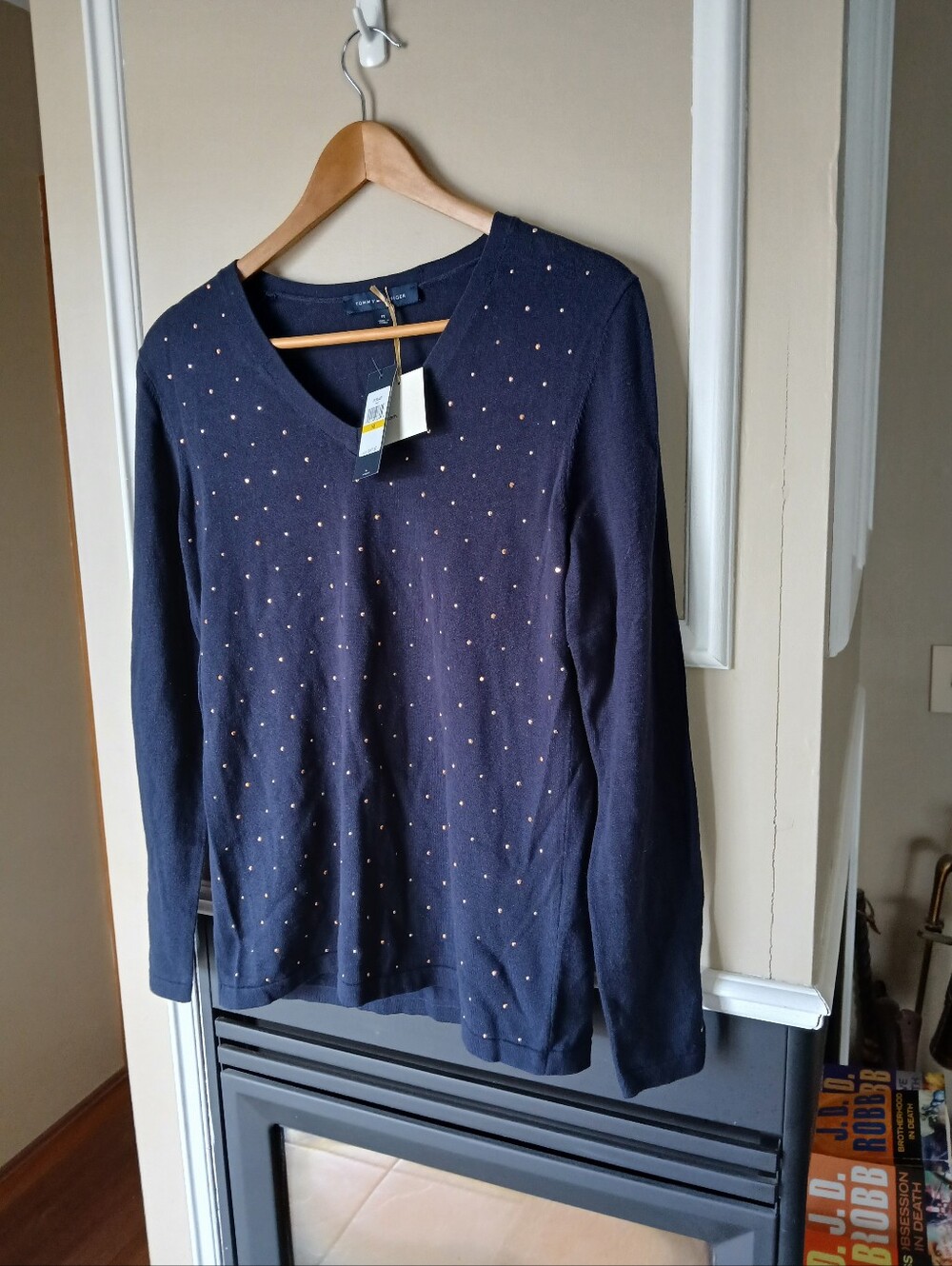 Tommy Hilfiger | NWT Navy blue v-neck long sleeve sweater Women's Size Medium - Picture 5 of 7